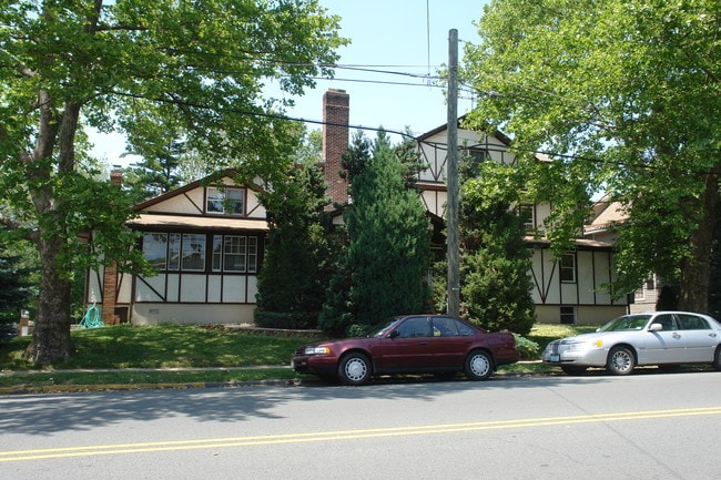 1924 Elizabeth Ave in Rahway, NJ - Building Photo - Building Photo