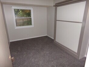 5557 Canterbury Ln in Lincoln, NE - Building Photo - Building Photo