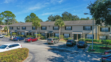 Windsor Manor in Tampa, FL - Foto de edificio - Building Photo