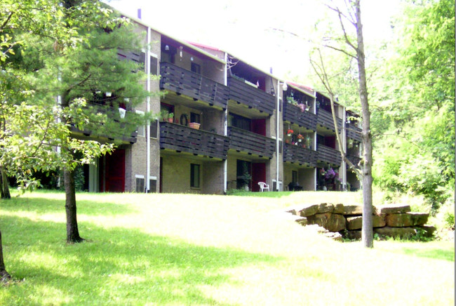 100-120 Penn Pleasant Dr in Verona, PA - Building Photo - Building Photo