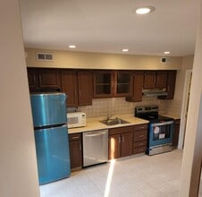 295 Gemini Dr in Hillsborough, NJ - Building Photo - Building Photo