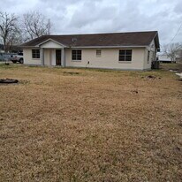 16900 Wellborne Rd in Pearland, TX - Building Photo