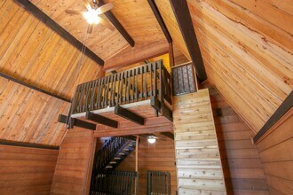 9313 Pole Run Rd in Disputanta, VA - Foto de edificio - Building Photo