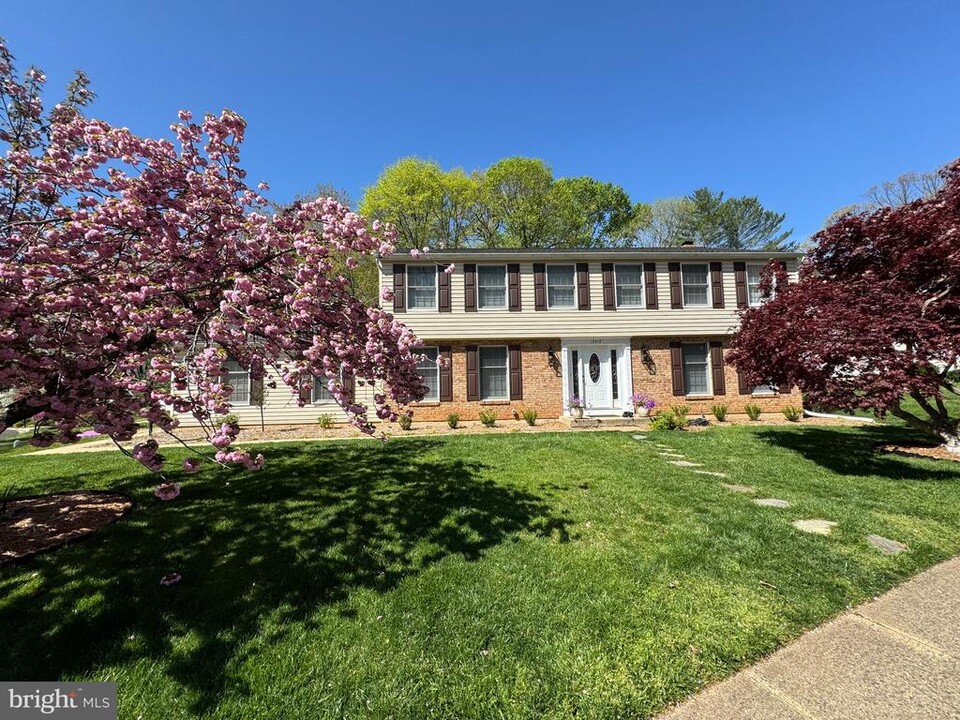 15418 Skyline Dr in Montclair, VA - Building Photo