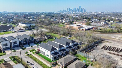 4211 Nichols St in Houston, TX - Building Photo - Building Photo