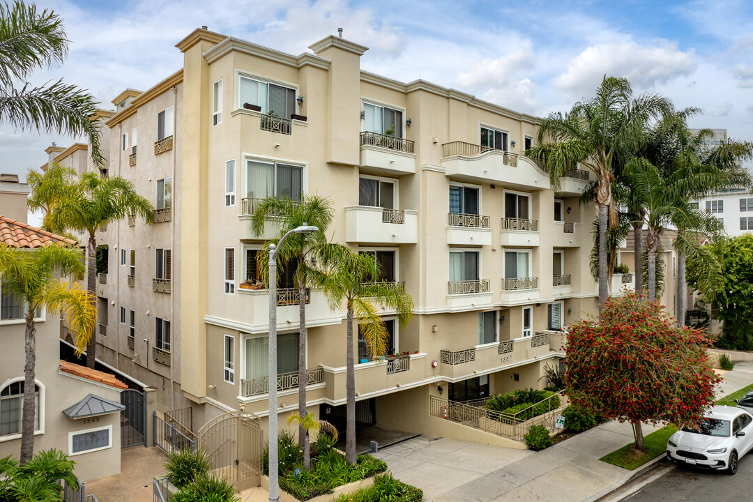 1337 Wellesley Ave in Los Angeles, CA - Building Photo