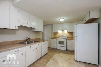 12208 Rock Canyon Dr in Charlotte, NC - Building Photo - Building Photo
