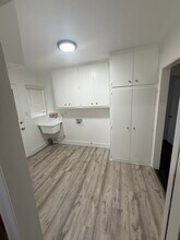 3337 W 111th Pl in Inglewood, CA - Building Photo - Building Photo