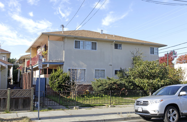 470 Buena Vista Ave in Alameda, CA - Building Photo - Building Photo