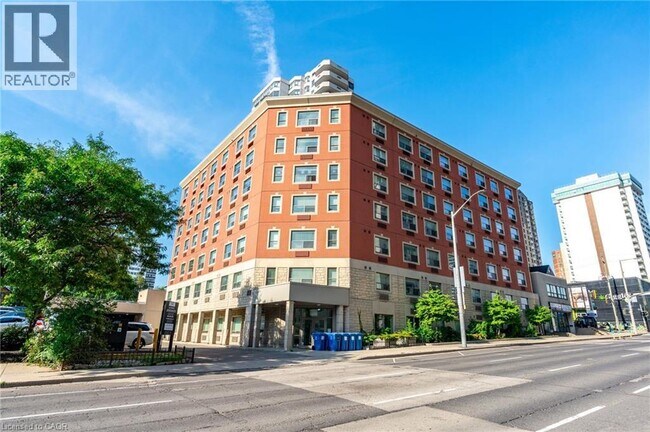 property at 149 Main St E