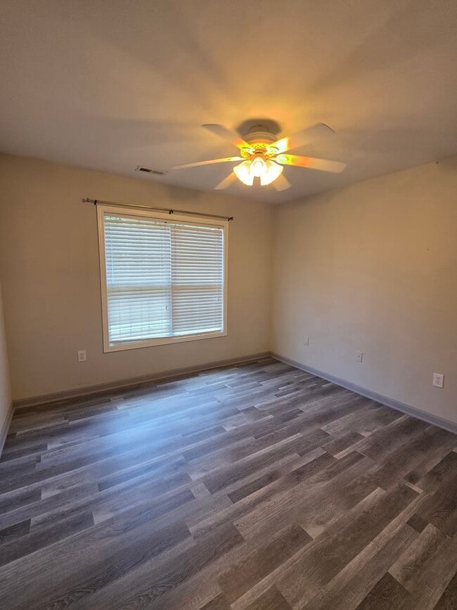 property at 210 Kingsley Park Dr