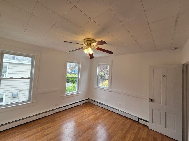 289 Burgess Pl in Clifton, NJ - Building Photo - Building Photo