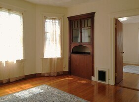 3985 Washington St, Unit 1 in Boston, MA - Building Photo