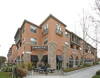 Villagio Civic Park in Cupertino, CA - Foto de edificio - Building Photo