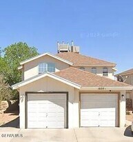 1600 Hartsdale Dr in Horizon City, TX - Building Photo