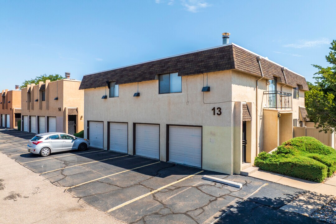 8333 Comanche Rd NE in Albuquerque, NM - Building Photo