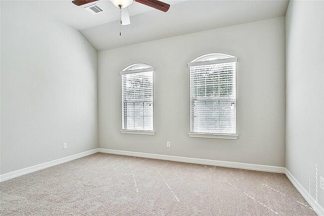 property at 40 Woodland Hills Dr