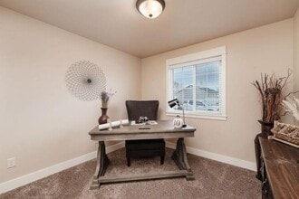 1712 Paynes Pl in Laurel, MT - Building Photo - Building Photo