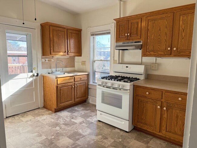 property at 319 N Charlotte St