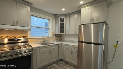 56 Lindsley Pl in East Orange, NJ - Building Photo - Building Photo