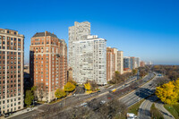 3900 N Lake Shore Dr in Chicago, IL - Foto de edificio - Building Photo