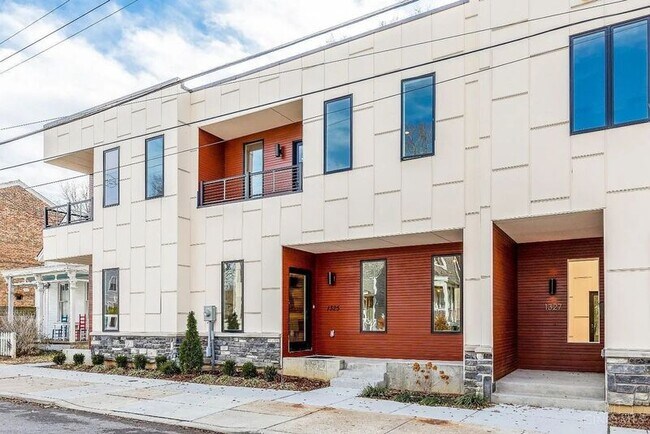 1325 Knowlton St in Cincinnati, OH - Building Photo - Building Photo