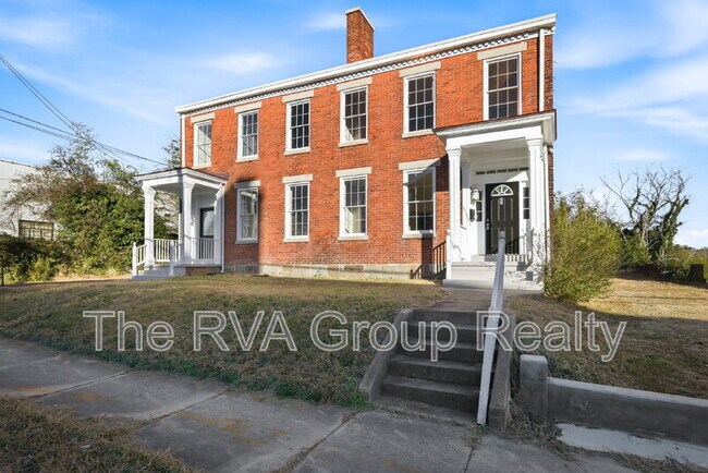 27 S Jefferson St in Petersburg, VA - Foto de edificio - Building Photo