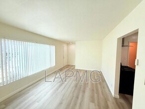 625 Aerick St in Inglewood, CA - Building Photo - Building Photo