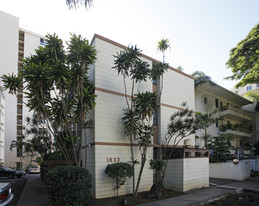 1433 Punahou St Apartments