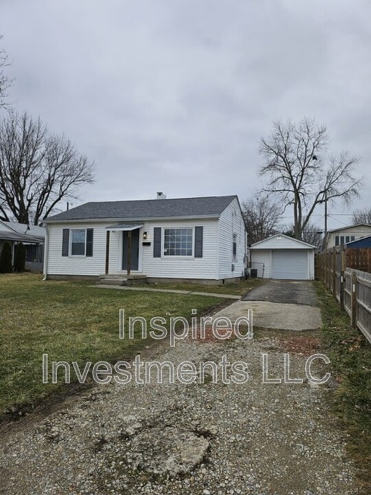 2313 Nelson Ave in Indianapolis, IN - Foto de edificio