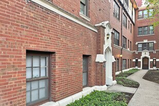 922-924 Ontario St. in Oak Park, IL - Building Photo