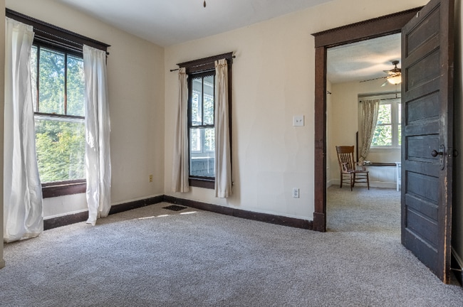 2328 E 16th St in Indianapolis, IN - Foto de edificio - Building Photo