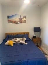 8415 Quinn St, Unit A in Downey, CA - Building Photo - Building Photo