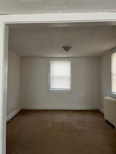 4301 Elderon Ave, Unit 2 in Baltimore, MD - Foto de edificio - Building Photo