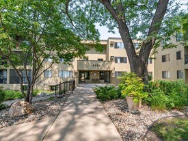 4101 Parklawn Ave in Minneapolis, MN - Building Photo