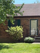 150 Cypress Dr, Unit 142 in Frankfort, KY - Building Photo