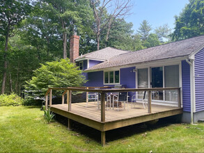 5 Plouff Ln in Exeter, NH - Building Photo - Building Photo