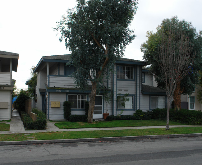 4022-4030 Howard Ave in Los Alamitos, CA - Building Photo - Building Photo