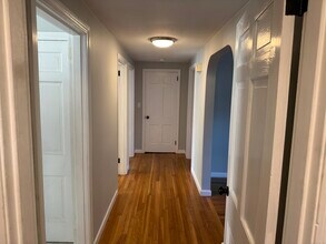 25 Reynolds St in Killingly, CT - Building Photo - Building Photo