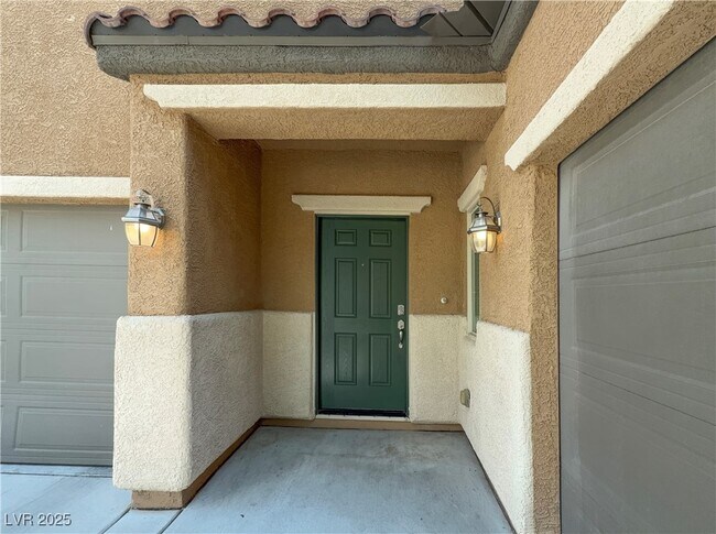 9037 Catching Ct in Las Vegas, NV - Building Photo - Building Photo