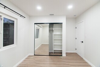 14700 Friar St, Unit 2 in Van Nuys, CA - Building Photo - Building Photo