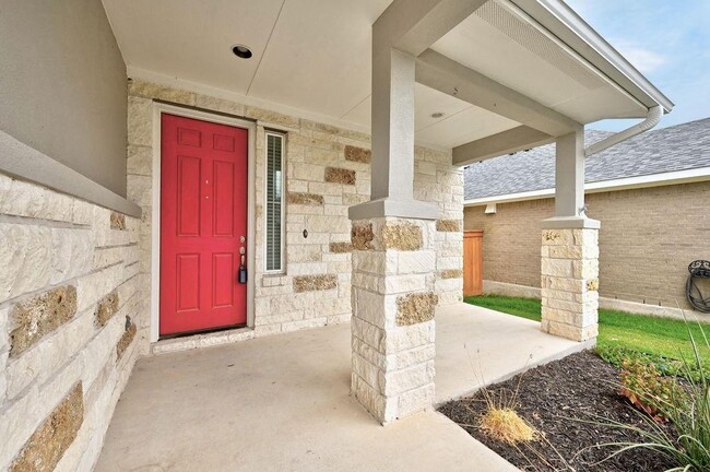 2404 Burberry Ln in Leander, TX - Building Photo - Building Photo