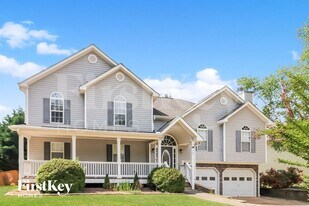 208 Moore Valley Way in Canton, GA - Building Photo