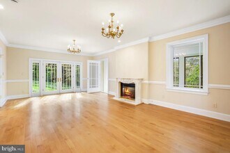 4900 Indian Ln NW in Washington, DC - Building Photo - Building Photo