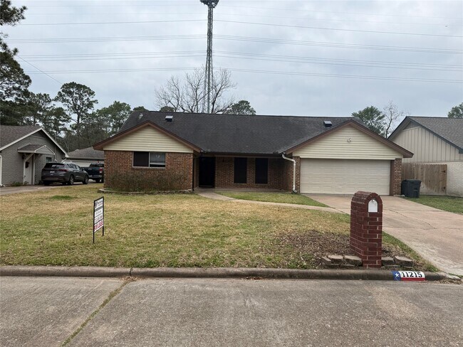 11215 Mayfield Rd in Houston, TX - Building Photo - Building Photo