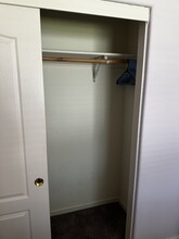17705 Spur Ct in Hidden Valley Lake, CA - Building Photo - Building Photo