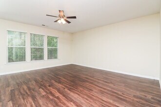 374 Darbys Run Ct in Hiram, GA - Building Photo - Building Photo