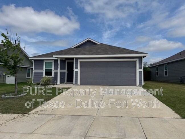 property at 2929 Dora Dr