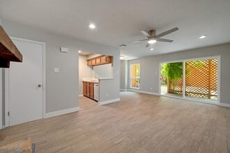 10 Cypress Fairway Village in Wimberley, TX - Building Photo - Building Photo