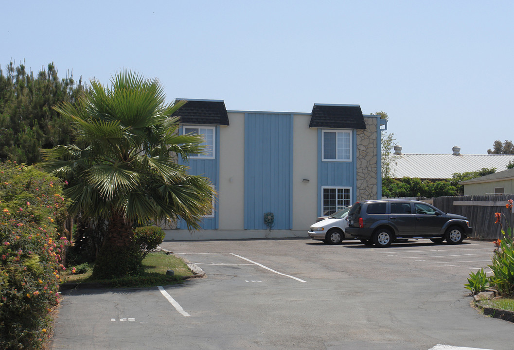 47 Madison Ave in Chula Vista, CA - Building Photo